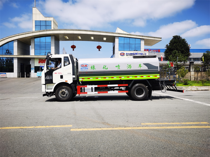 國六解放J6 灑水車(可選大小平臺)